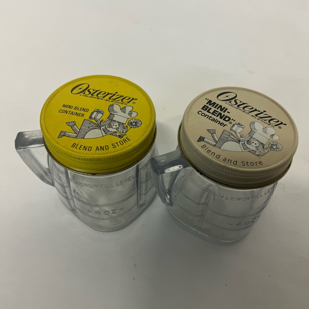 Osterizer mini-blend Vintage Yellow and Cream Lids